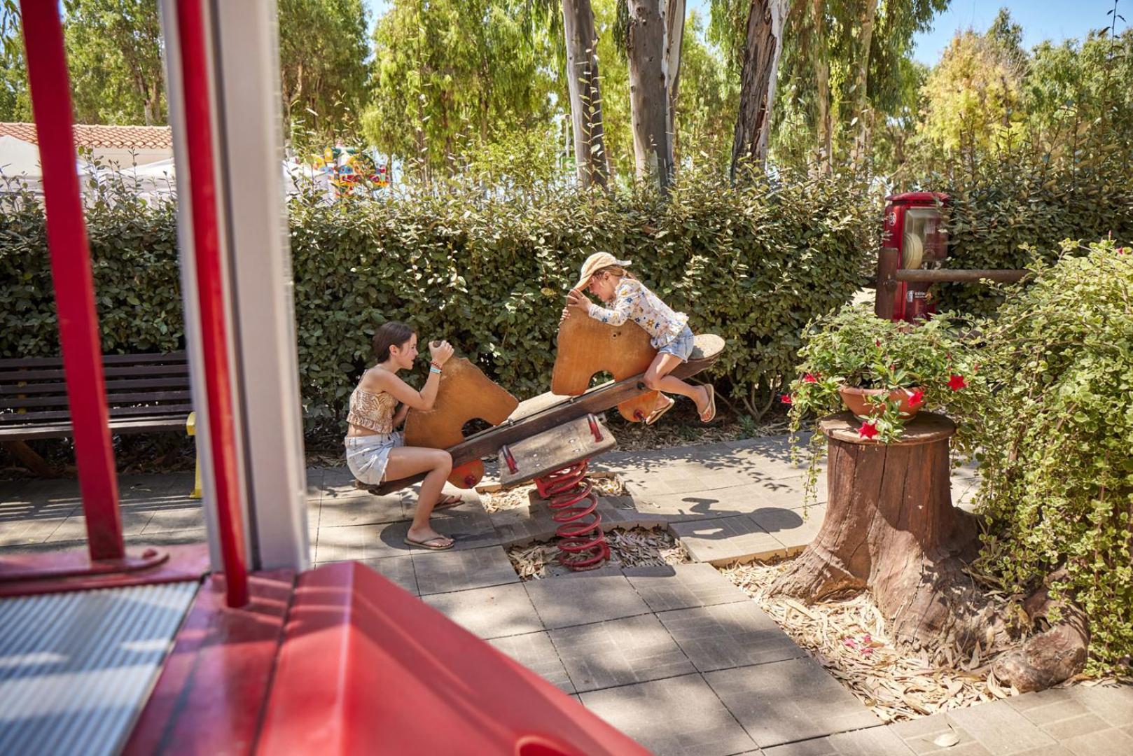 Glamping at Sardinia Hotel Alghero Bagian luar foto