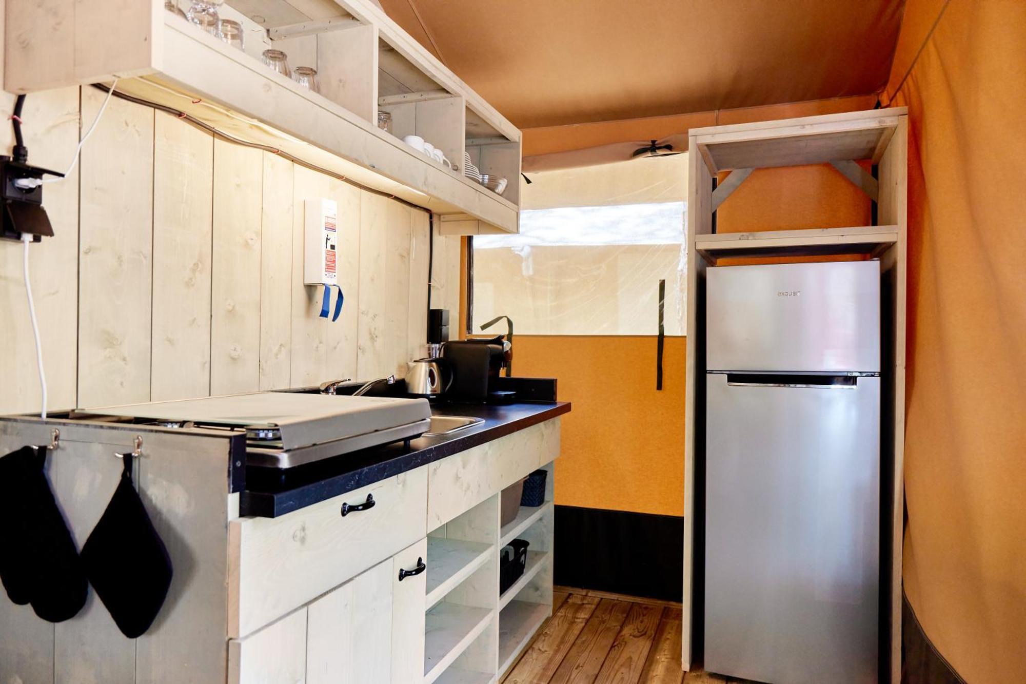 Glamping at Sardinia Hotel Alghero Bagian luar foto