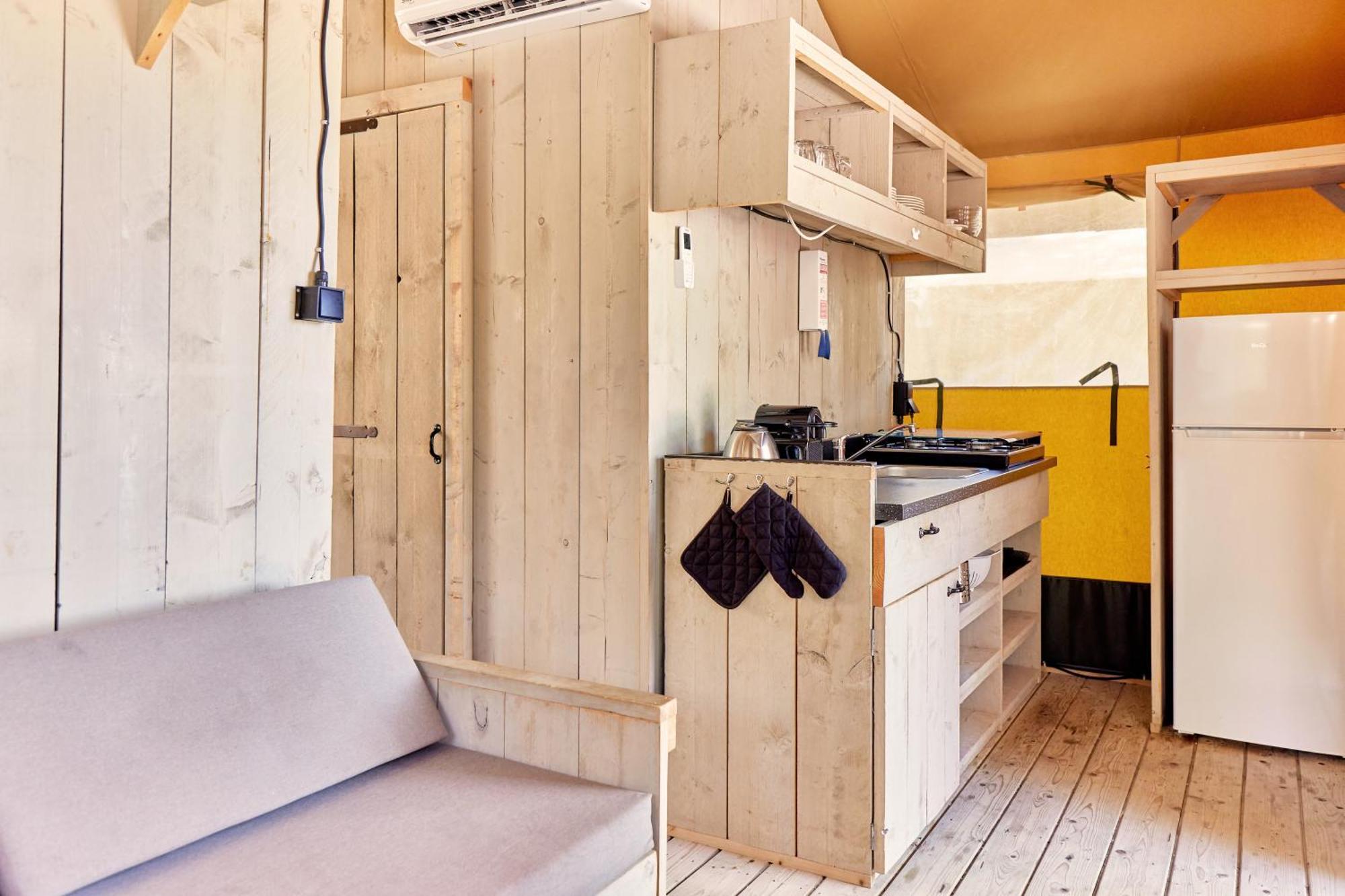 Glamping at Sardinia Hotel Alghero Bagian luar foto