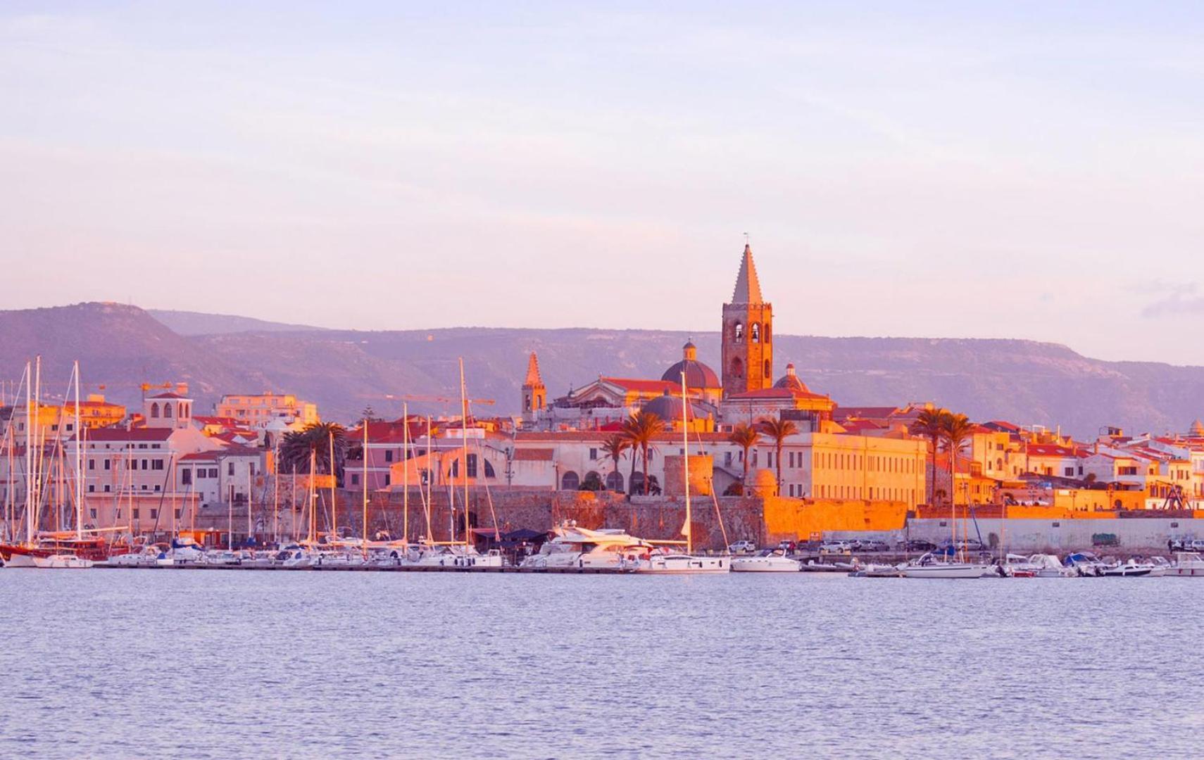 Glamping at Sardinia Hotel Alghero Bagian luar foto