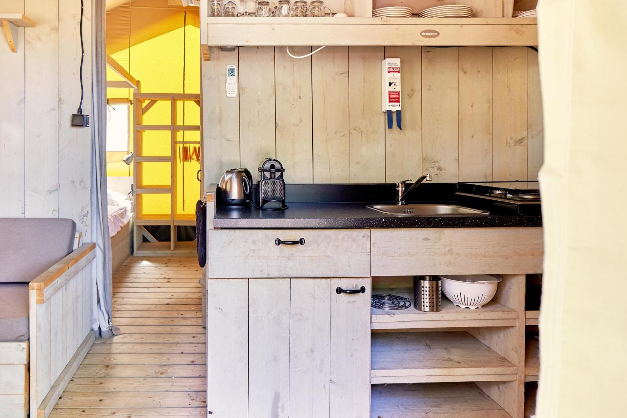 Glamping at Sardinia Hotel Alghero Bagian luar foto